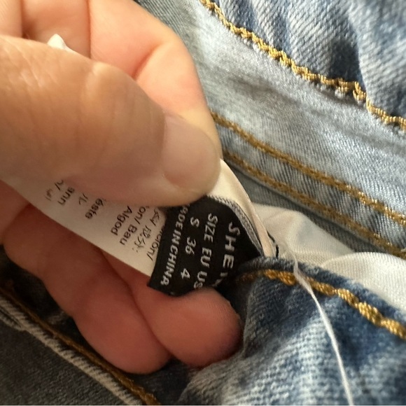 Womens SHEIN flare jeans 4 - Picture 2 of 3